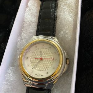Gruen Bezel Ladies Watch Black Leather Strap